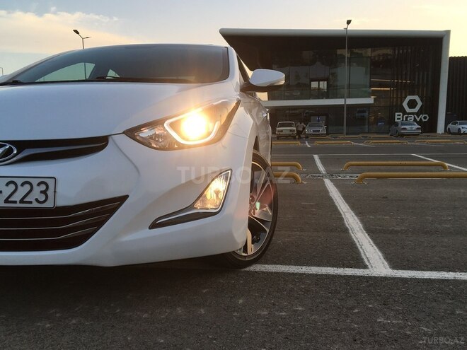 Hyundai Elantra 2015, 53,000 km - 1.8 л - Bakı