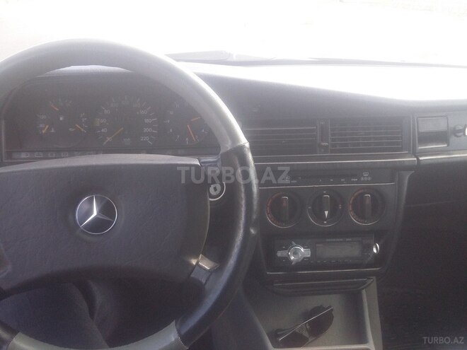 Mercedes 190 1992, 430,000 km - 1.8 l - Sumqayıt