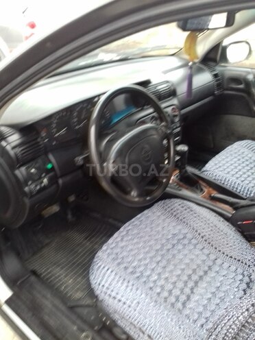 Opel Omega 1995, 250,000 km - 2.0 л - Sumqayıt