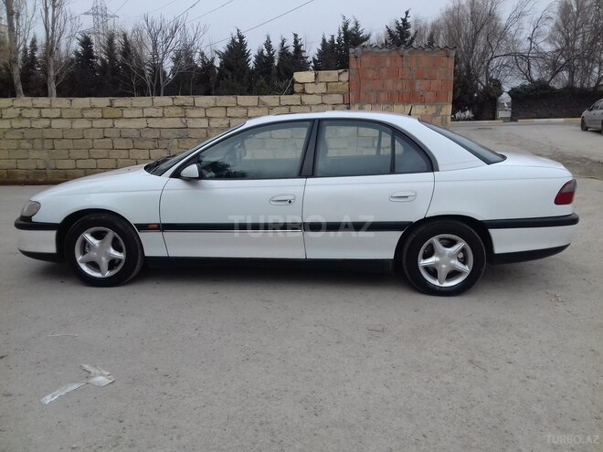 Opel Omega 1995, 250,000 km - 2.0 л - Sumqayıt