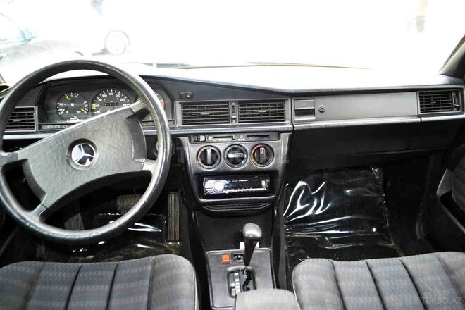 Mercedes 190 1989, 325,000 km - 2.0 l - Bakı