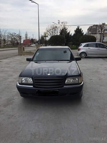 Mercedes C 220 1998, 250,000 km - 2.2 l - Bakı