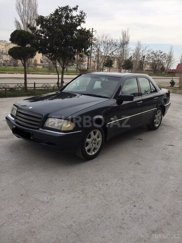 Mercedes C 220 1998, 250,000 km - 2.2 l - Bakı