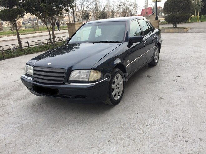 Mercedes C 220 1998, 250,000 km - 2.2 l - Bakı