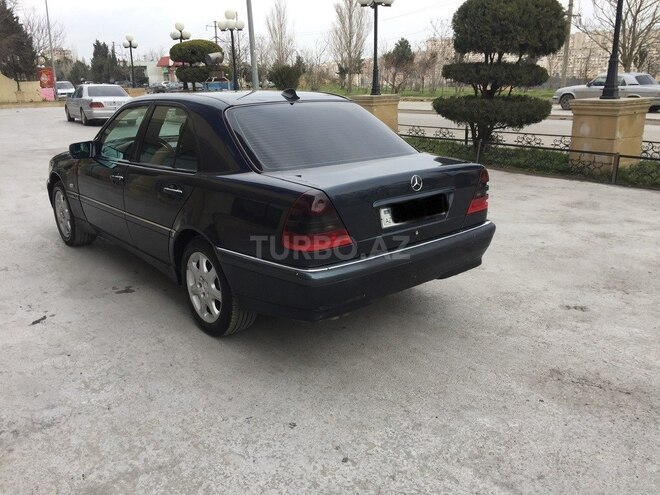 Mercedes C 220 1998, 250,000 km - 2.2 l - Bakı