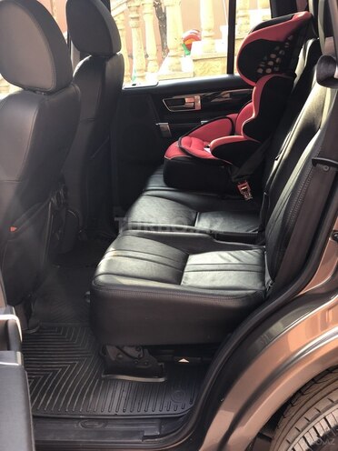 Land Rover Discovery 2010, 133,300 km - 2.7 л - Bakı