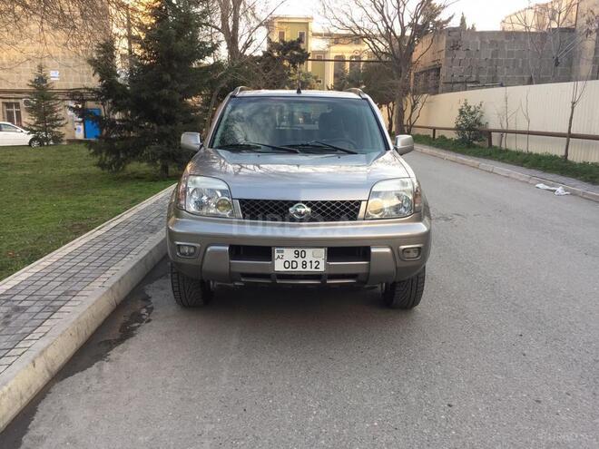 Nissan X-Trail 2000, 243,000 km - 2.0 l - Bakı
