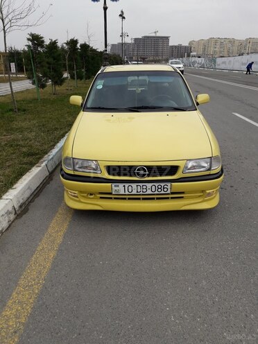 Opel Astra 1995, 267,026 km - 2.0 l - Sumqayıt