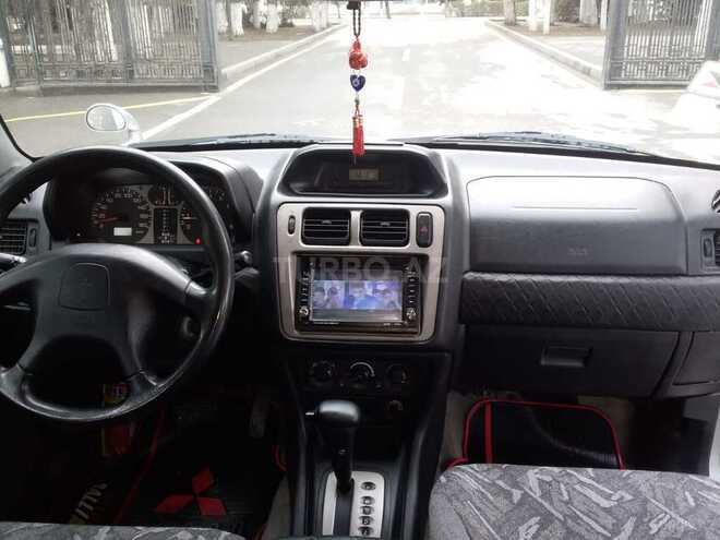 Mitsubishi Pajero io 2000, 168,681 km - 2.0 л - Xırdalan