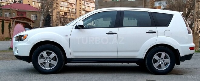 Mitsubishi Outlander 2012, 55,000 km - 2.4 l - Bakı