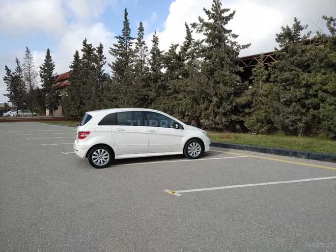 Mercedes B 170 2008, 93,000 km - 1.7 l - Bakı