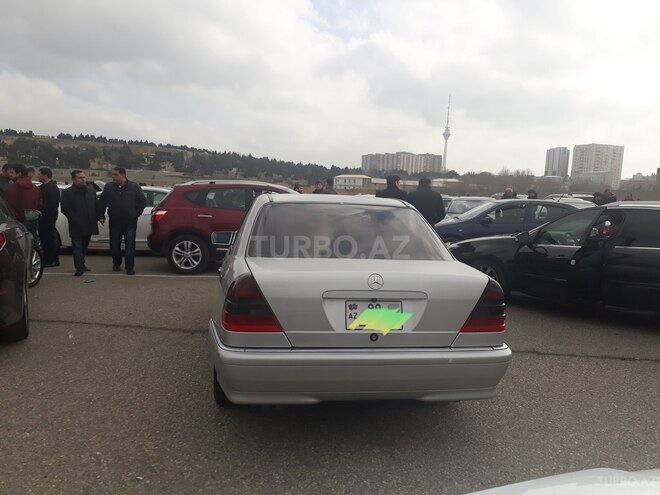 Mercedes C 240 1998, 299,806 km - 2.4 л - Bakı