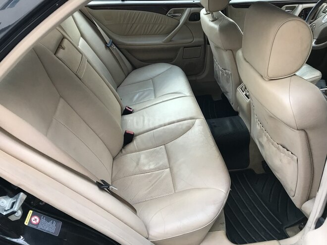Mercedes E 320 2001, 350,000 km - 3.2 l - Bakı
