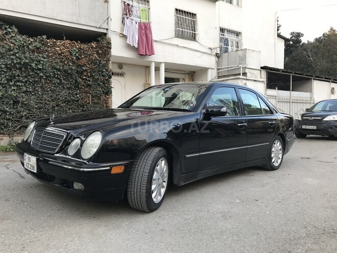 Mercedes E 320 2001, 350,000 km - 3.2 l - Bakı