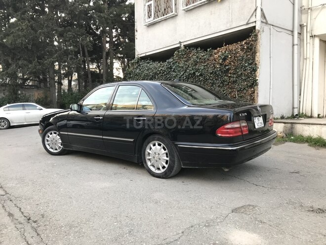 Mercedes E 320 2001, 350,000 km - 3.2 l - Bakı
