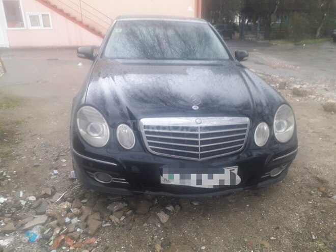 Mercedes E 220 2008, 225,000 km - 2.2 л - Bakı