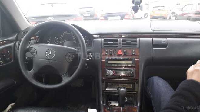 Mercedes E 320 2000, 231,235 km - 3.2 l - Şirvan
