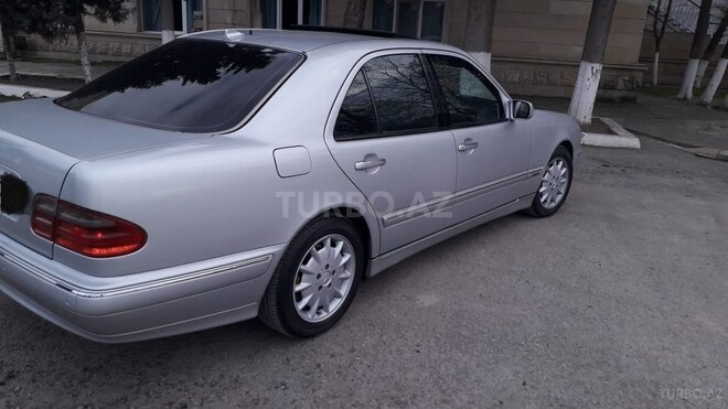 Mercedes E 320 2000, 231,235 km - 3.2 l - Şirvan