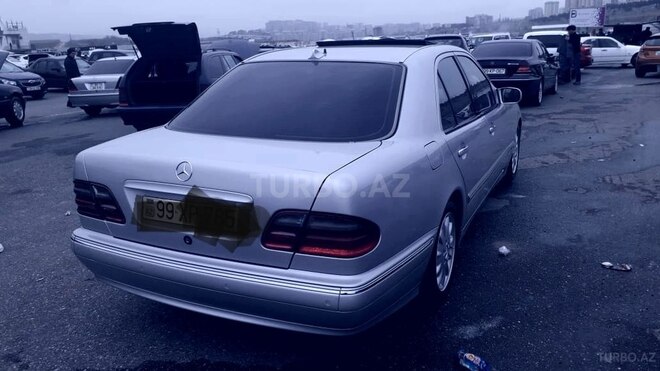 Mercedes E 320 2000, 231,235 km - 3.2 l - Şirvan