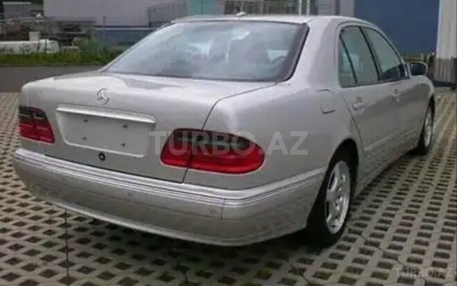 Mercedes E 240 2000, 250,000 km - 2.4 l - Bakı