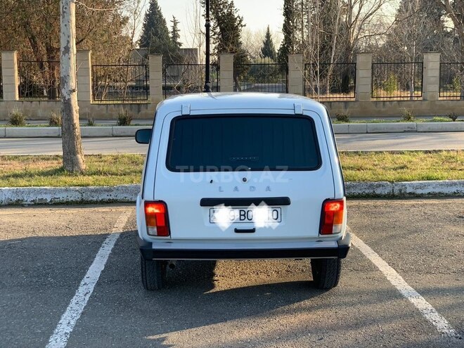 LADA (VAZ) Niva 2015, 80,000 km - 1.7 л - Yevlax