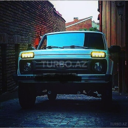 LADA (VAZ) Niva 2015, 80,000 km - 1.7 л - Yevlax