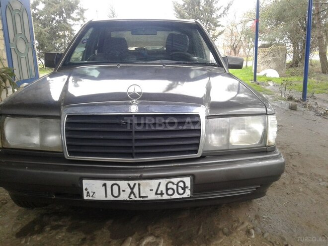 Mercedes 190 1991, 420,000 km - 2.0 l - Masallı