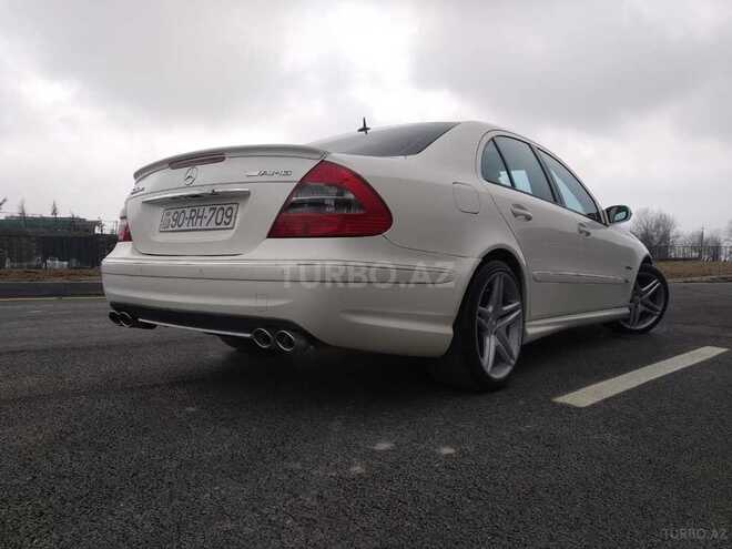Mercedes E 240 2004, 252,000 km - 2.6 l - Şəki