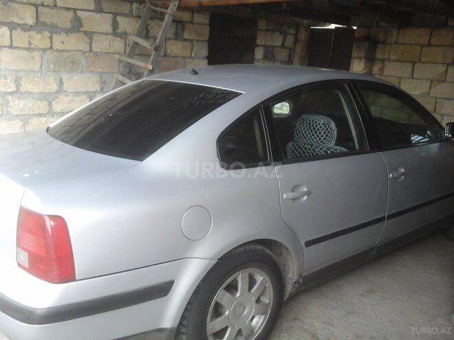 Volkswagen Passat 1998, 357,000 km - 16.0 л - Balakən
