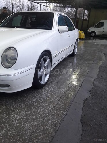Mercedes E 320 2001, 129,605 km - 3.2 l - Gəncə