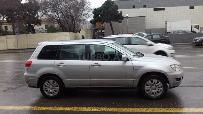Mitsubishi Airtrek 2002, 128,581 km - 2.0 l - Bakı