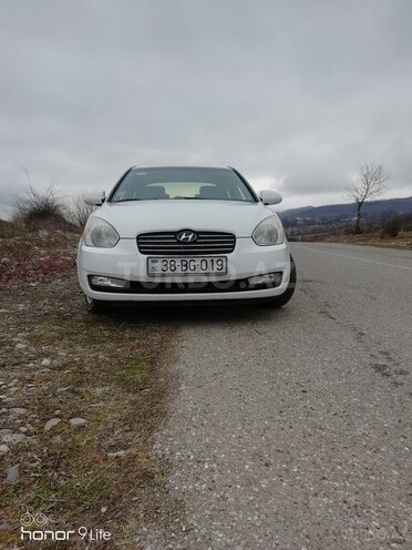 Hyundai Accent 2006, 220,000 km - 1.6 л - Qusar