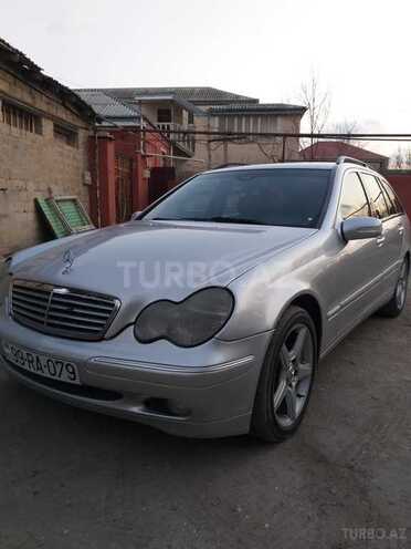 Mercedes C 220 2004, 403,000 km - 2.2 л - Bakı