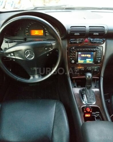 Mercedes C 220 2004, 403,000 km - 2.2 л - Bakı