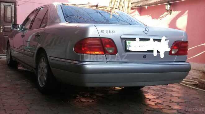 Mercedes E 280 1999, 450,000 km - 2.8 l - Şamaxı