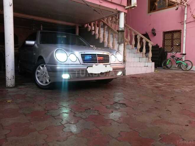 Mercedes E 280 1999, 450,000 km - 2.8 l - Şamaxı