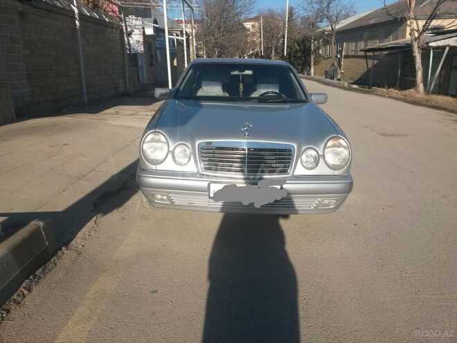 Mercedes E 280 1999, 450,000 km - 2.8 l - Şamaxı