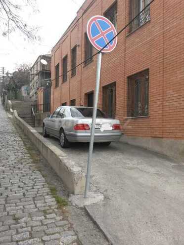 Mercedes E 280 1999, 450,000 km - 2.8 l - Şamaxı