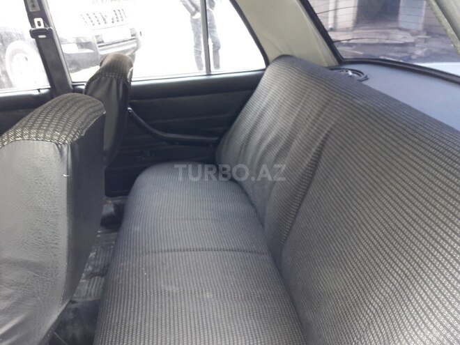 LADA (VAZ) 2106 1985, 256,000 km - 1.6 л - Qazax