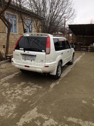 Nissan X-Trail 2001, 285,000 km - 2.0 л - Bakı