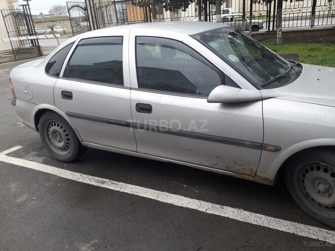 Opel Vectra 1998, 282,000 km - 1.6 l - Bakı