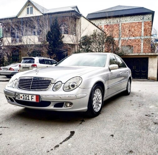 Mercedes E 240 2004, 186,000 km - 2.6 l - Bakı
