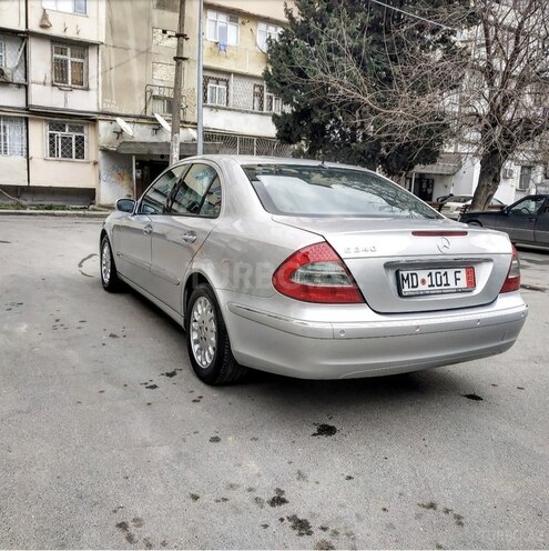 Mercedes E 240 2004, 186,000 km - 2.6 l - Bakı