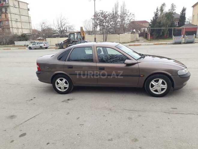 Opel Vectra 1998, 146,000 km - 1.6 l - Bakı