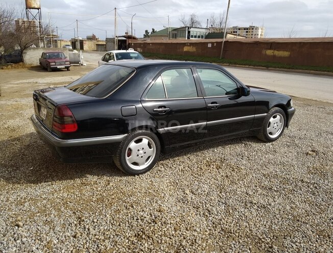 Mercedes C 230 1997, 358,000 km - 2.3 л - Bakı
