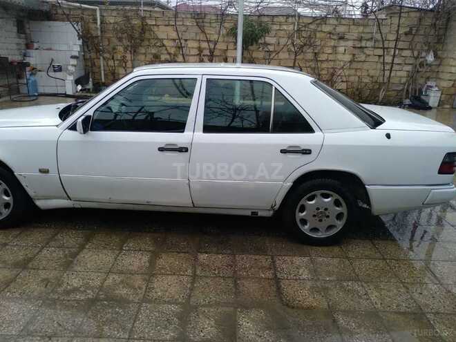 Mercedes E 200 1991, 200,000 km - 2.0 л - Bakı