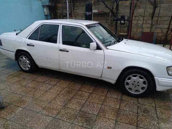 Mercedes E 200 1991, 200,000 km - 2.0 л - Bakı