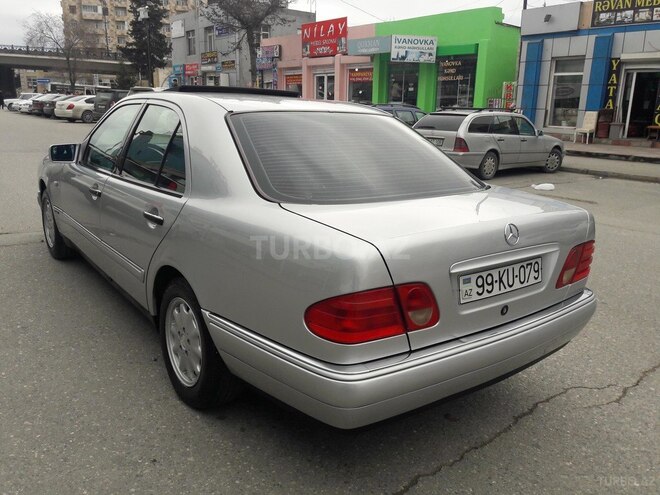 Mercedes E 230 1997, 257,364 km - 2.3 л - Bakı