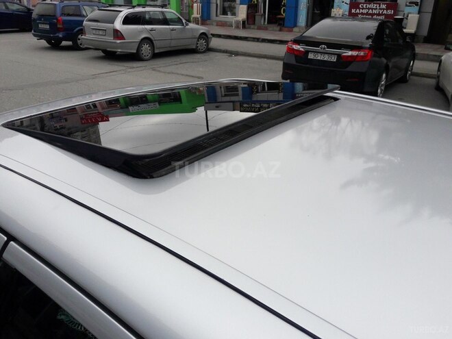 Mercedes E 240 1999, 281,000 km - 2.4 л - Bakı