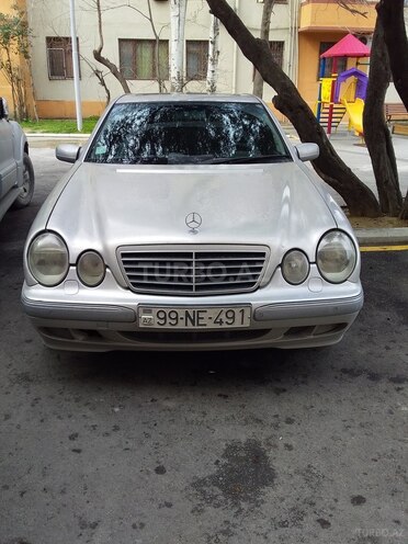 Mercedes E 280 2001, 373,000 km - 2.8 л - Bakı